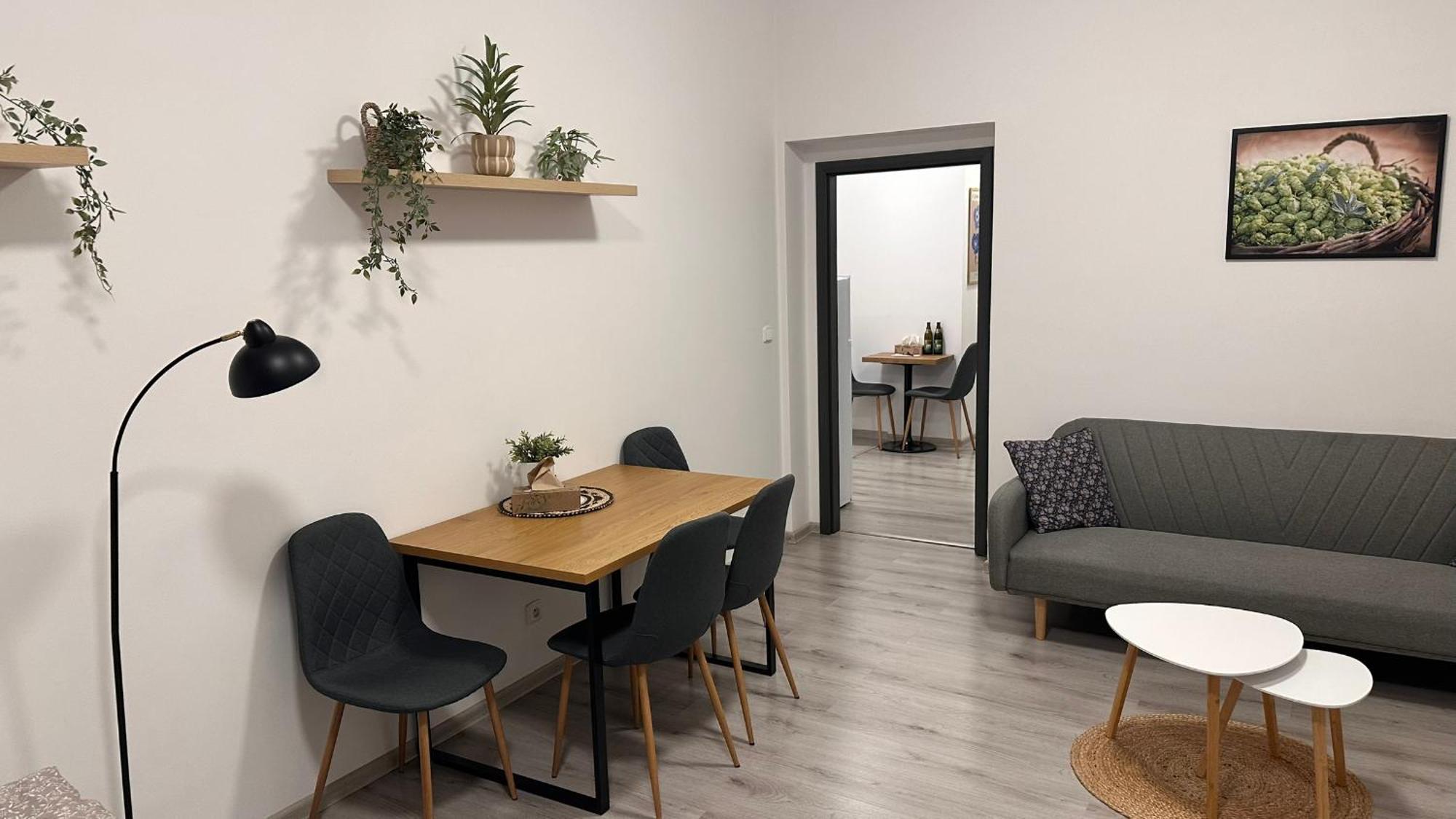 Apartmany Na Trojce Zatec  Exterior photo